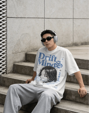 Drift Minds Graphic T-Shirt